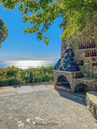 Foto di Casa Museo Jorn con vista sul mare. Ph. Romina Condemi